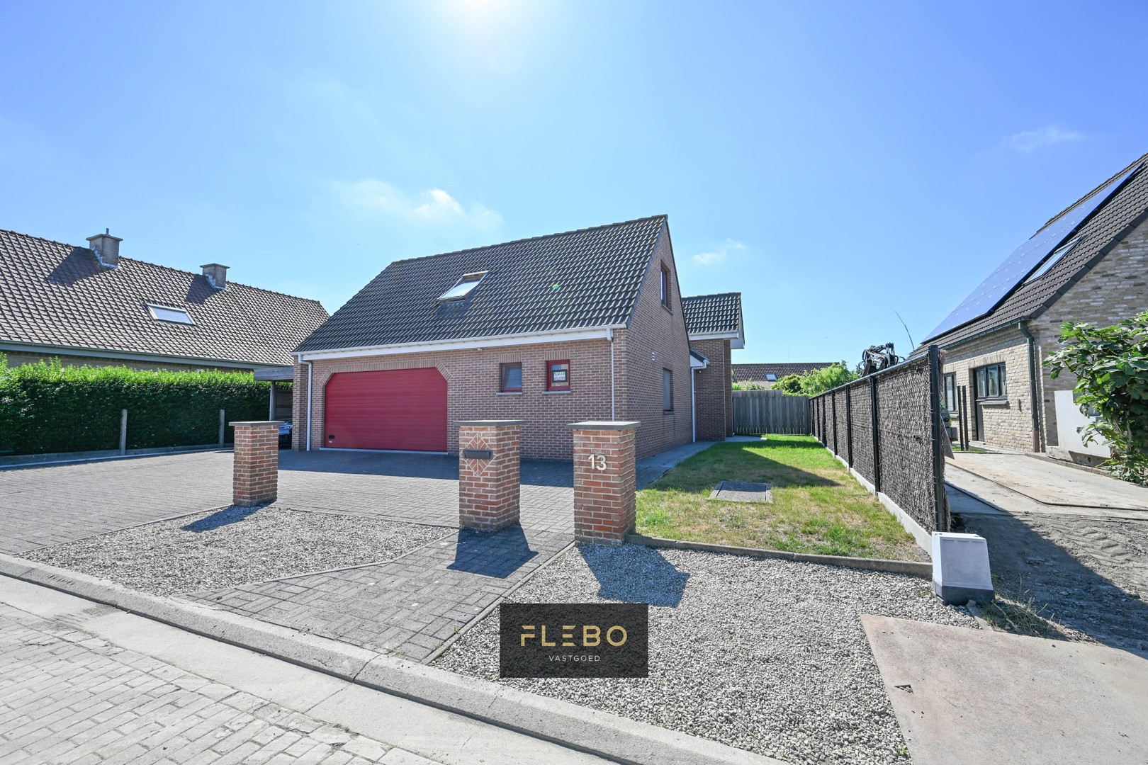 Instapklare villa met zuidgerichte tuin op wandelafstand van het strand!