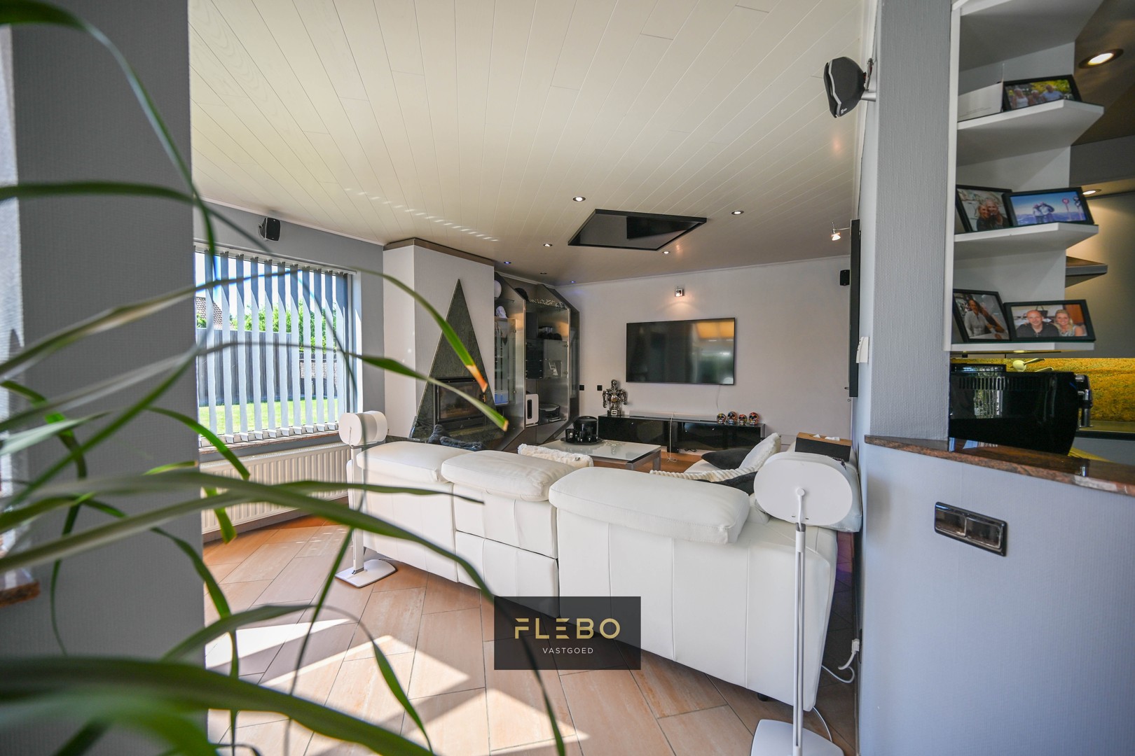 Slideshow image 8