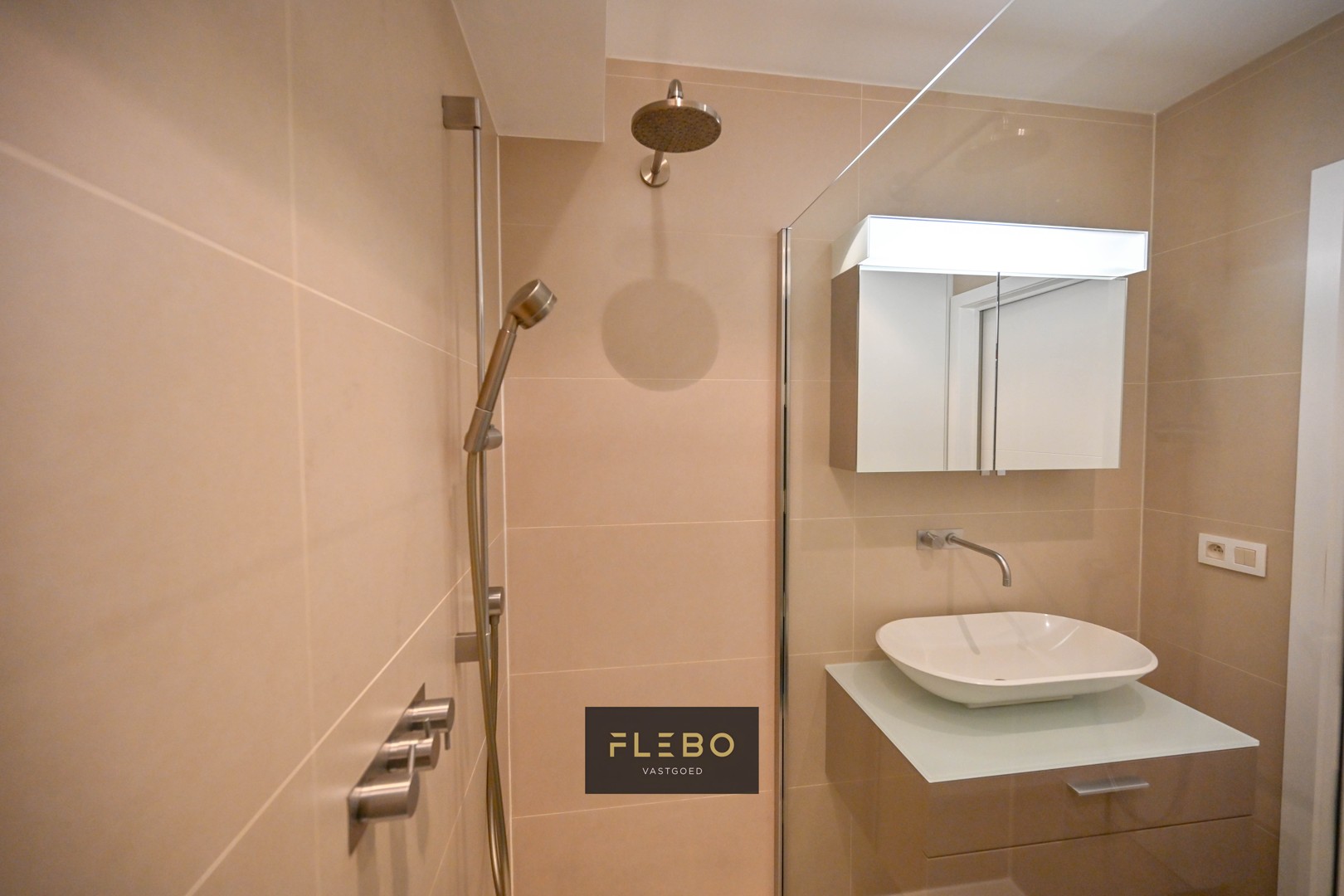 Slideshow image 11
