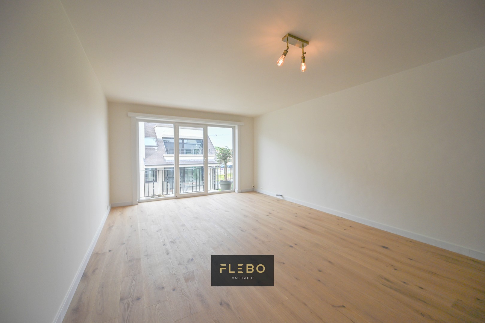 Volledig gerenoveerd 1-slaapkamerappartement in het centrum van De Haan!