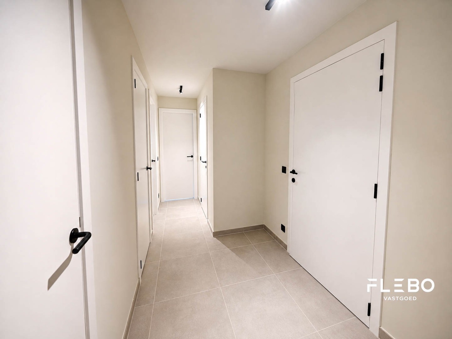 Slideshow image 9