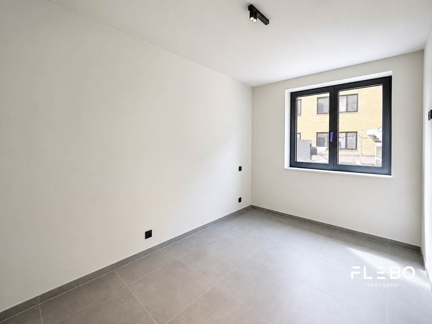 Slideshow image 10
