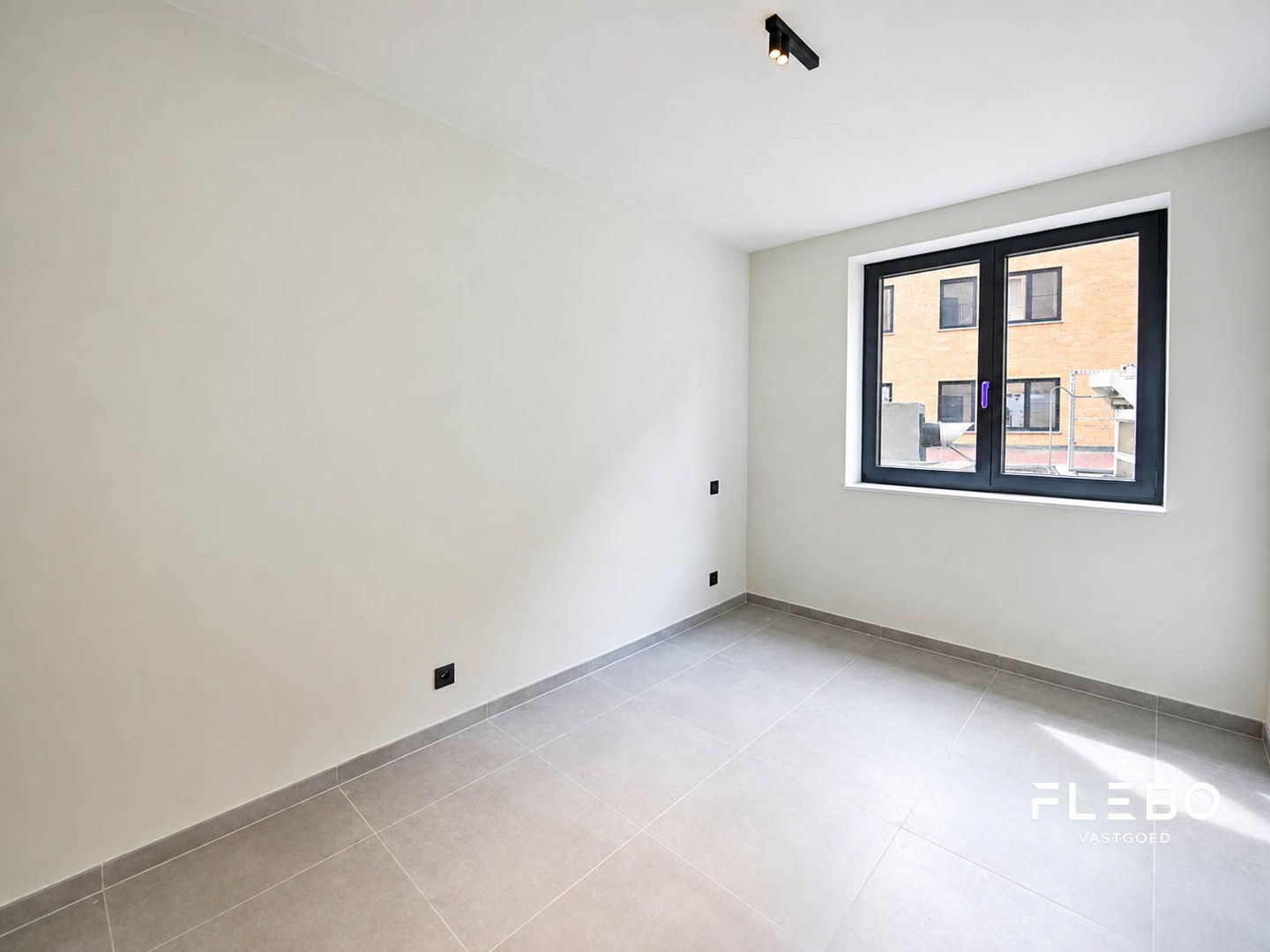 Slideshow image 7
