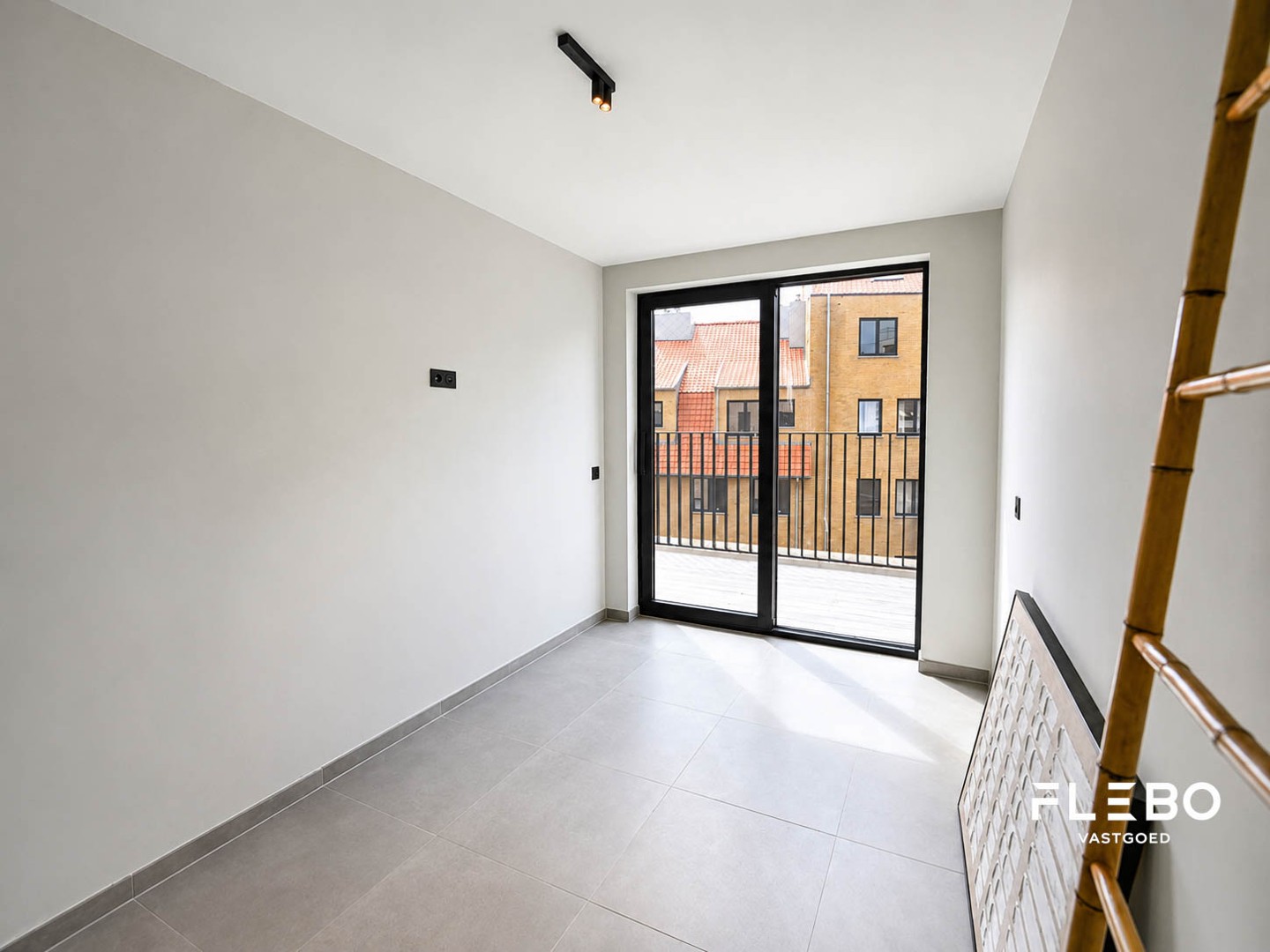 Slideshow image 9