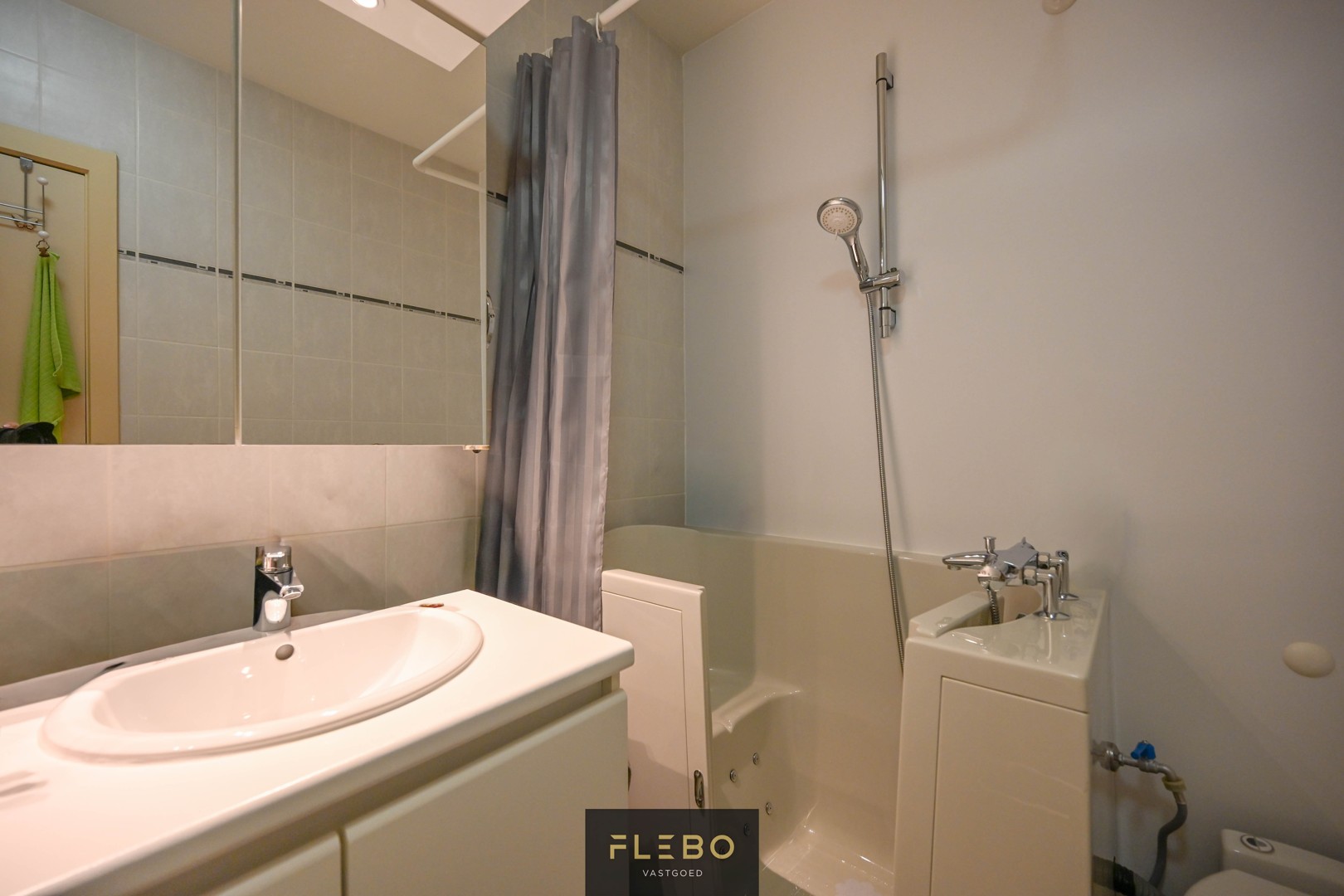 Slideshow image 9
