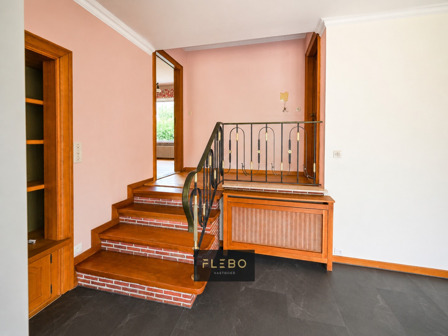Slideshow image 5
